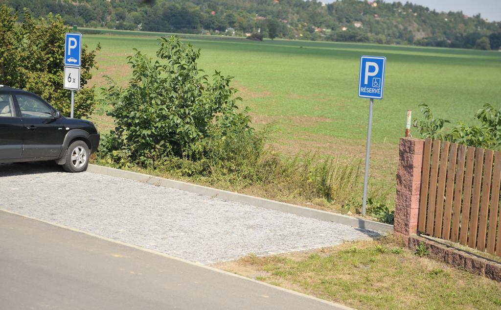 Penzion U Tulaka Dobřichovice Eksteriør bilde